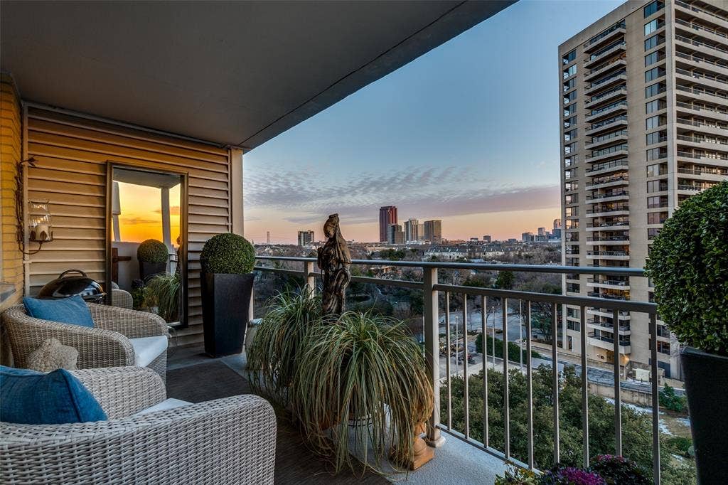 3883 Turtle Creek Boulevard, #909, Dallas, TX 75219 3883 Turtle Creek Boulevard, #909, Dallas, TX 75219