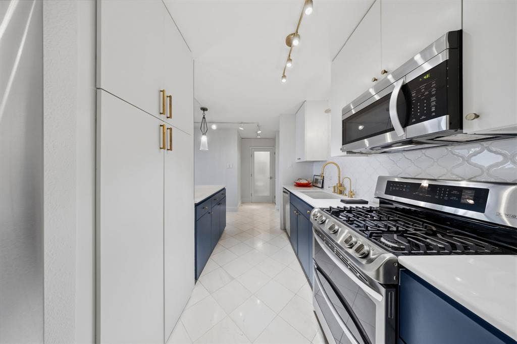 3883 Turtle Creek Boulevard, #909, Dallas, TX 75219 3883 Turtle Creek Boulevard, #909, Dallas, TX 75219