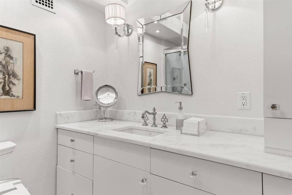 3883 Turtle Creek Boulevard, #909, Dallas, TX 75219 3883 Turtle Creek Boulevard, #909, Dallas, TX 75219