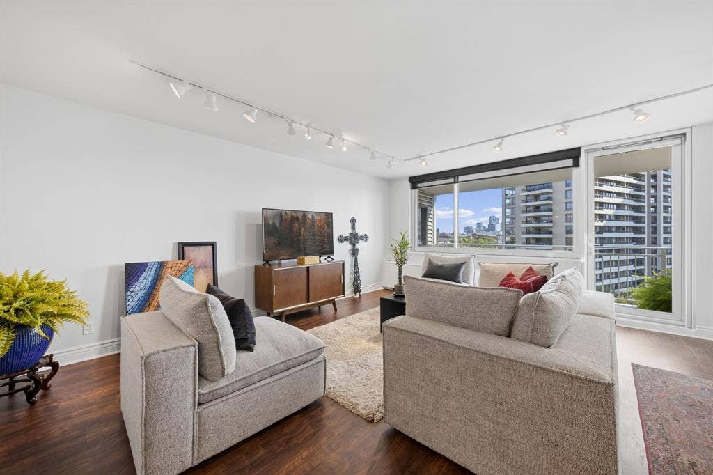 3883 Turtle Creek Boulevard, #909, Dallas, TX 75219 3883 Turtle Creek Boulevard, #909, Dallas, TX 75219
