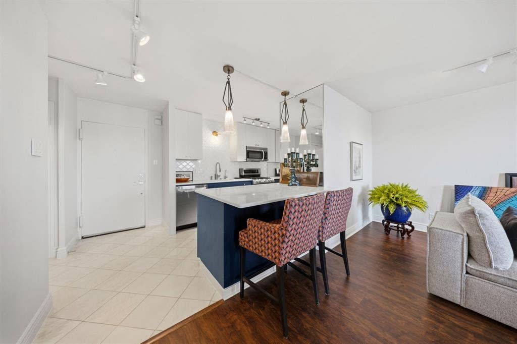 3883 Turtle Creek Boulevard, #909, Dallas, TX 75219 3883 Turtle Creek Boulevard, #909, Dallas, TX 75219
