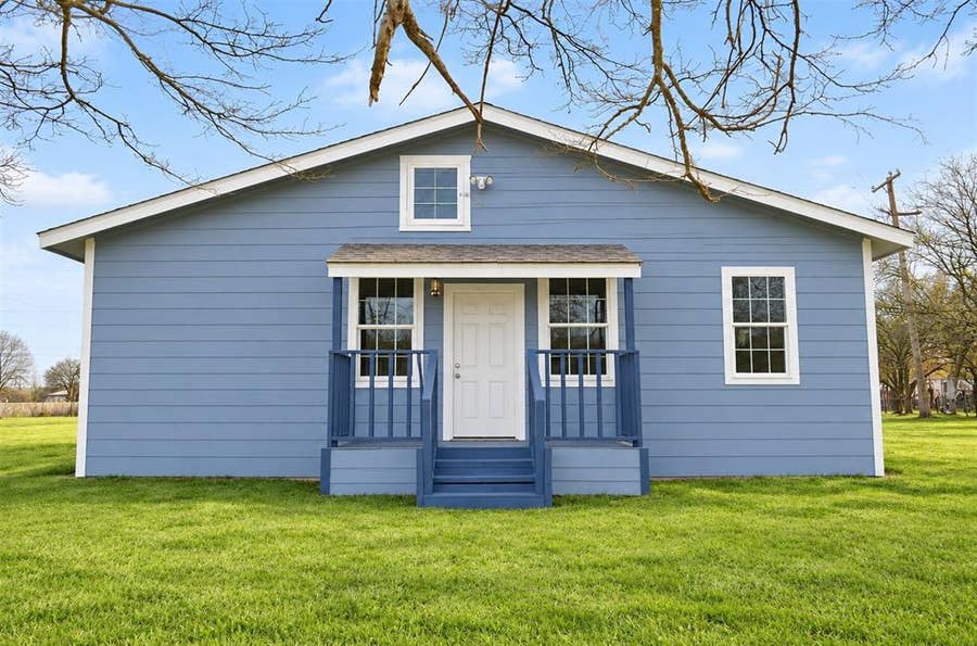 Property photo for 309 E Pine Street, Jacksboro, TX