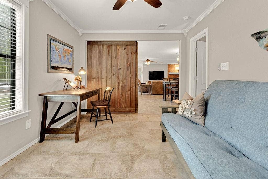 640 Northgate Drive, Hideaway, TX 75771 640 Northgate Drive, Hideaway, TX 75771