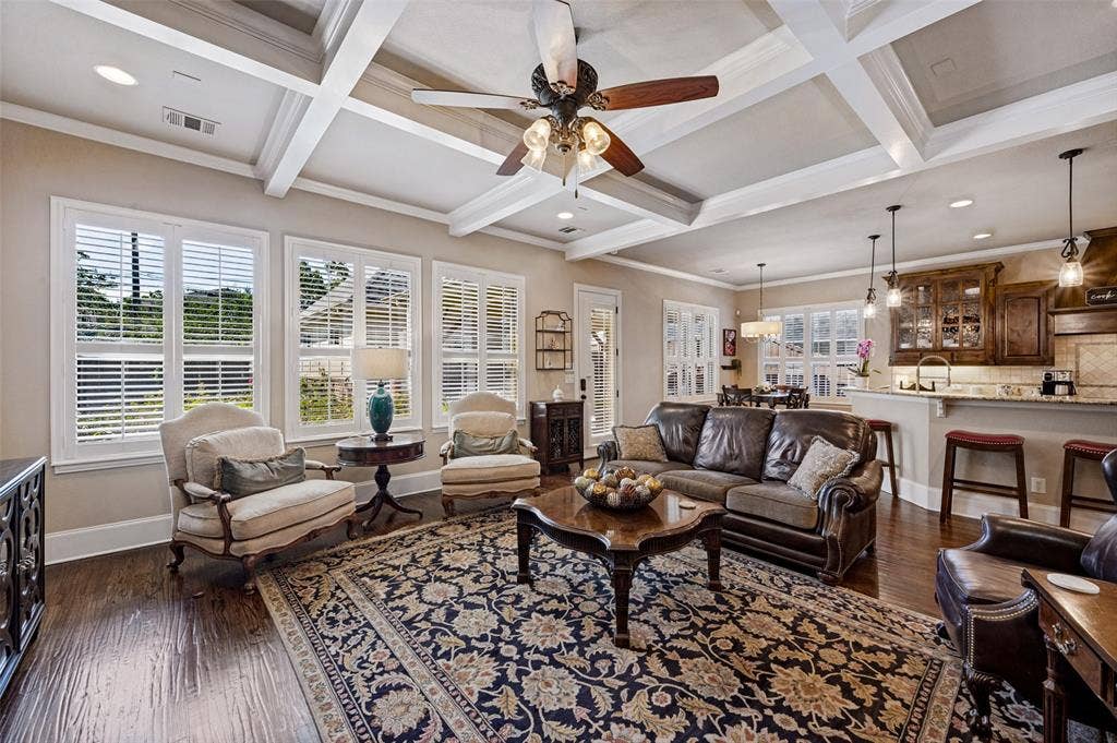 5810 Llano Avenue, Dallas, TX 75206
