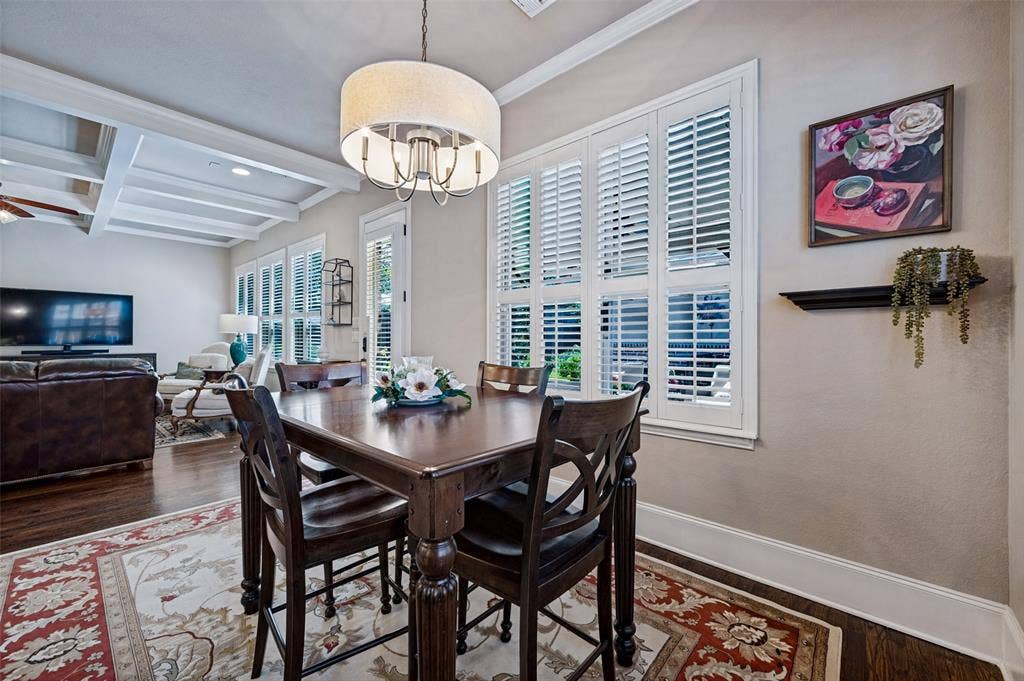 5810 Llano Avenue, Dallas, TX 75206
