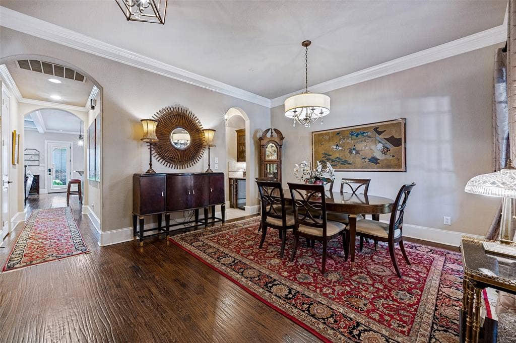 5810 Llano Avenue, Dallas, TX 75206