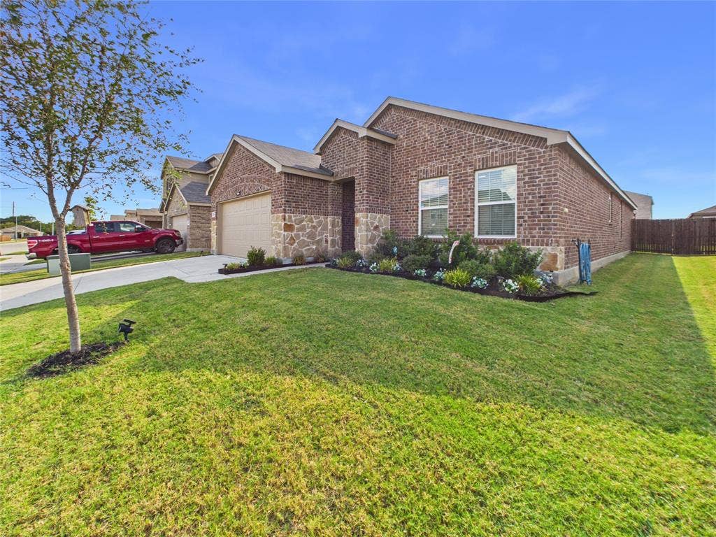 16039 Malaya Street, Haslet, TX 76052 16039 Malaya Street, Haslet, TX 76052