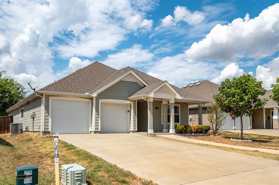Property photo for 126 Spring Creek Lane, Terrell, TX