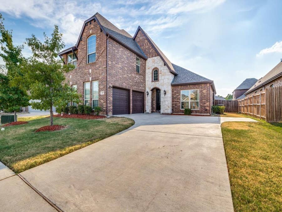 Property photo for 107 Balsam Drive, Red Oak, TX