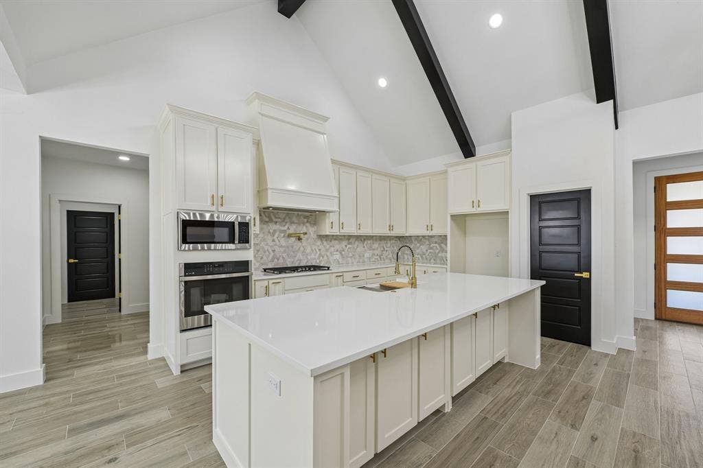 6605 Buffalo Ridge Circle, Godley, TX 76044 6605 Buffalo Ridge Circle, Godley, TX 76044