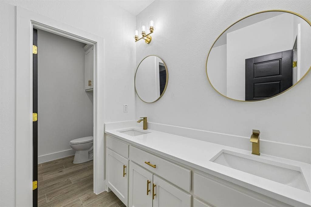 6605 Buffalo Ridge Circle, Godley, TX 76044 6605 Buffalo Ridge Circle, Godley, TX 76044