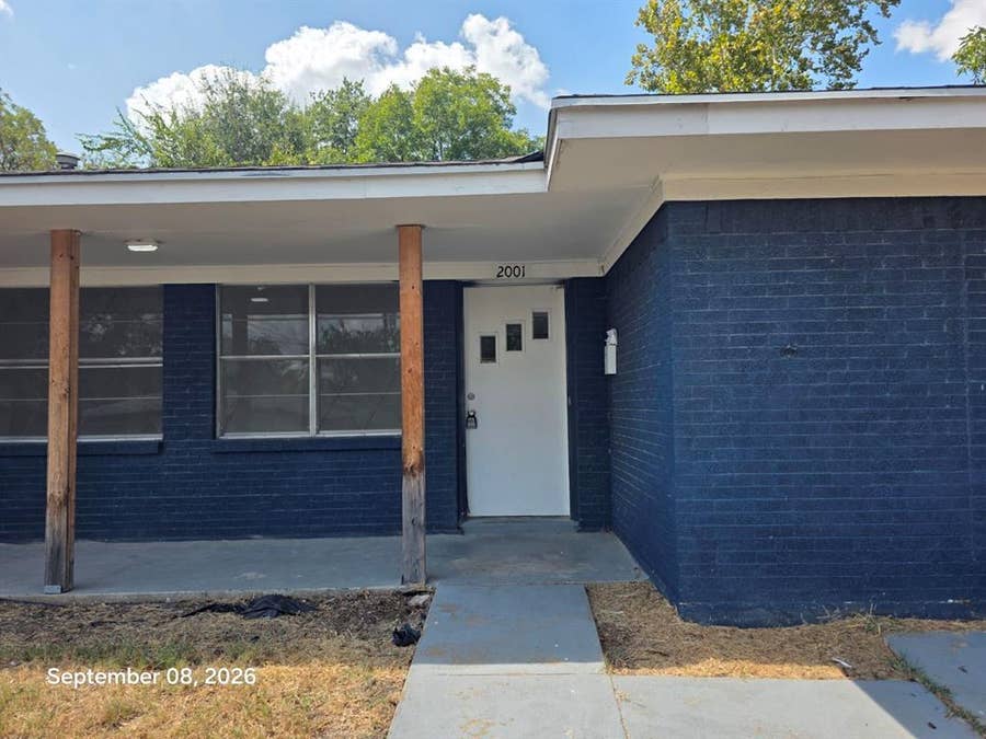 Property photo for 2001 Washington Street, Commerce, TX