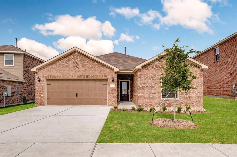 Property photo for 201 Condie Russell Avenue, Venus, TX
