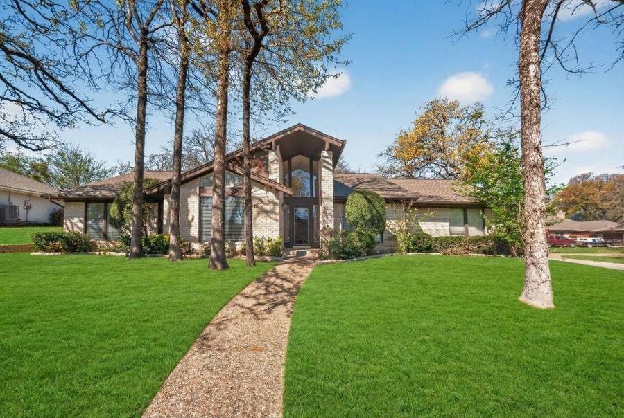 Property photo for 1800 High Vista Court, Fort Worth, TX