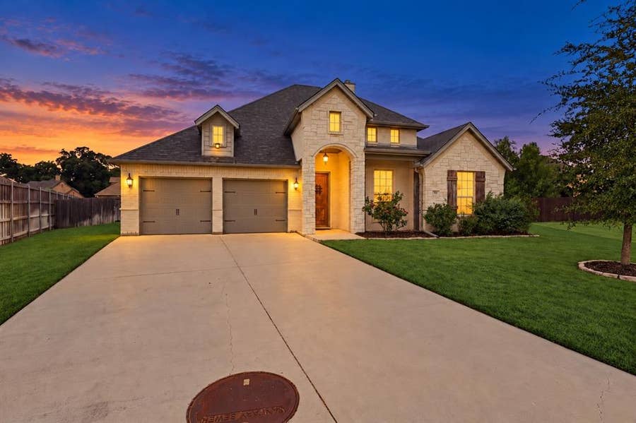 Property photo for 127 Preakness Drive, Willow Park, TX