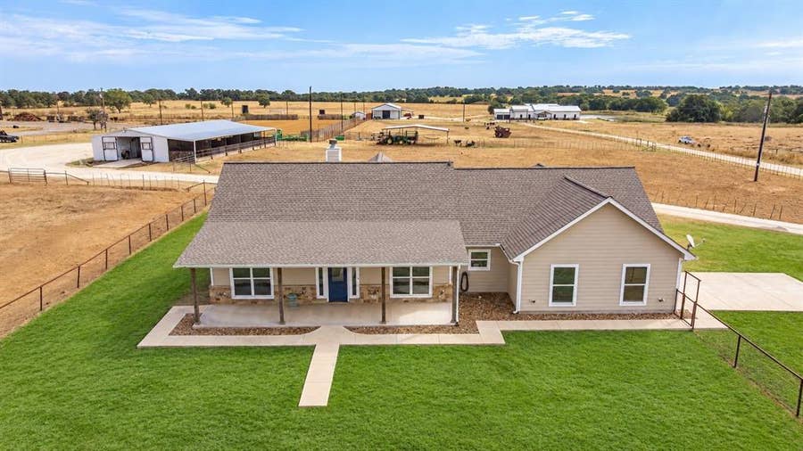 Property photo for 265 Private Road 1728, Stephenville, TX