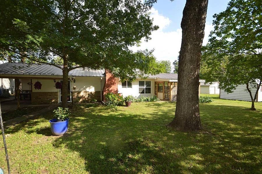 Property photo for 169 Littlefield Drive, East Tawakoni, TX