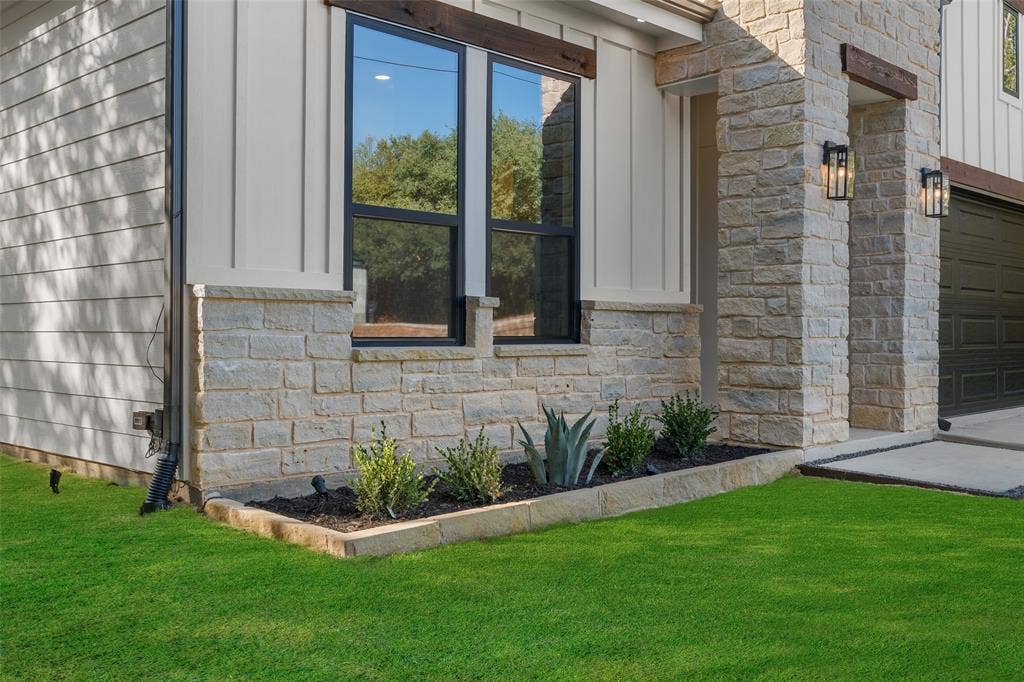 2904 Centaurus Way, Granbury, TX 76048 2904 Centaurus Way, Granbury, TX 76048
