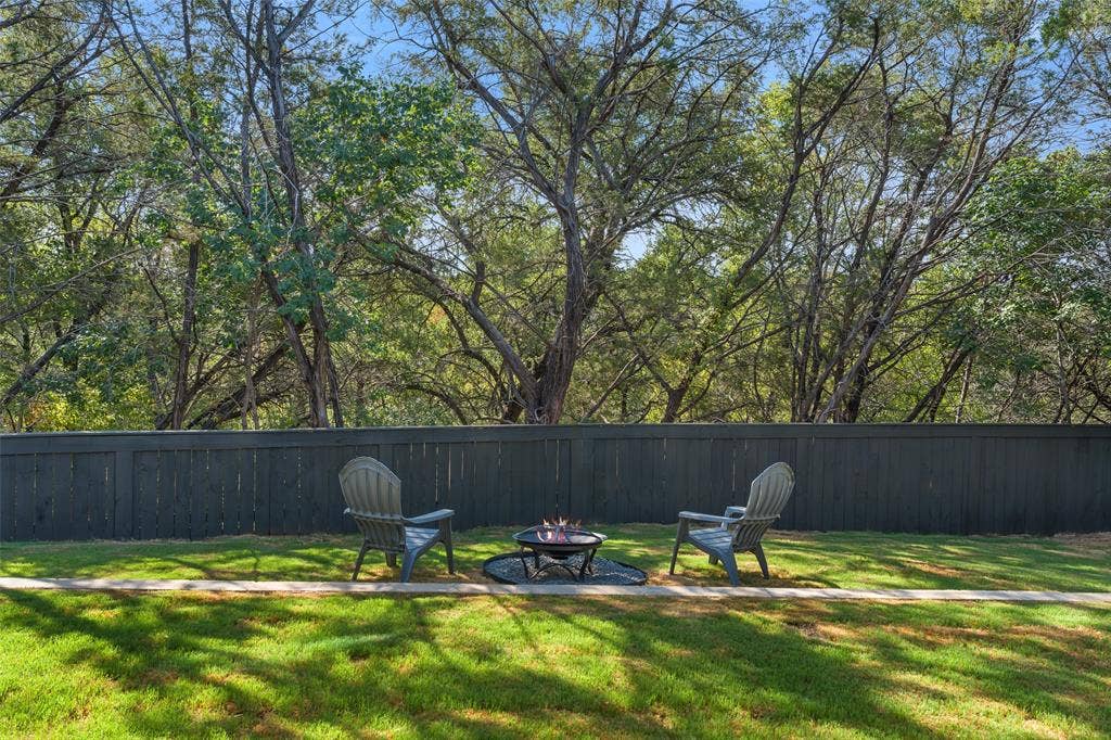 2904 Centaurus Way, Granbury, TX 76048 2904 Centaurus Way, Granbury, TX 76048
