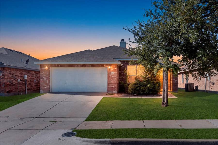 Property photo for 1115 Mule Deer Road, Forney, TX