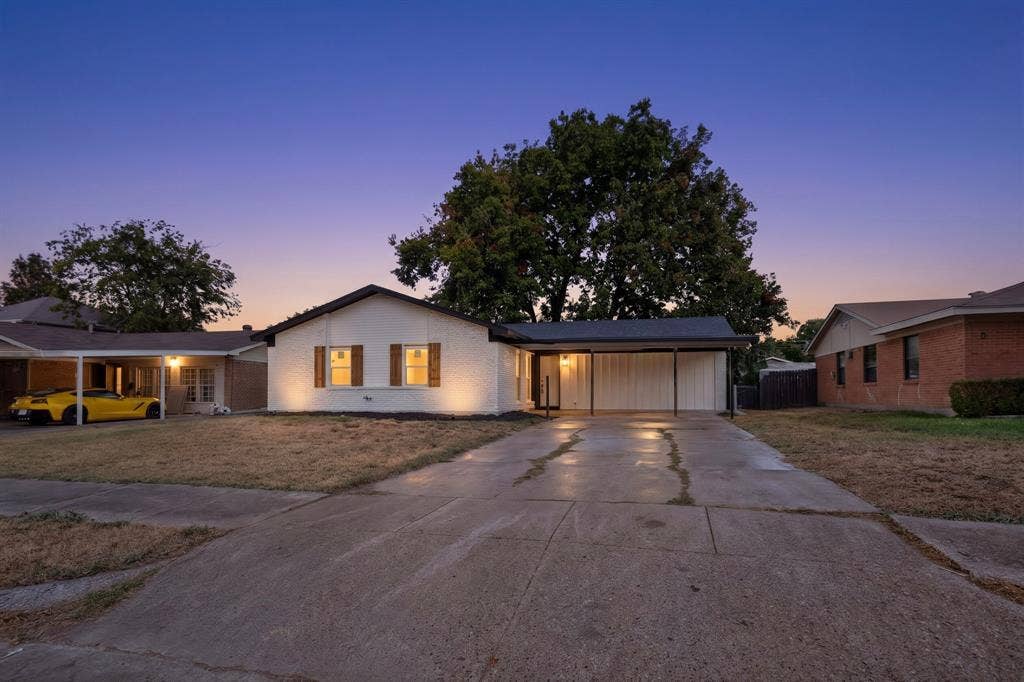 3241 Santiago Drive, Mesquite, TX 75150 3241 Santiago Drive, Mesquite, TX 75150