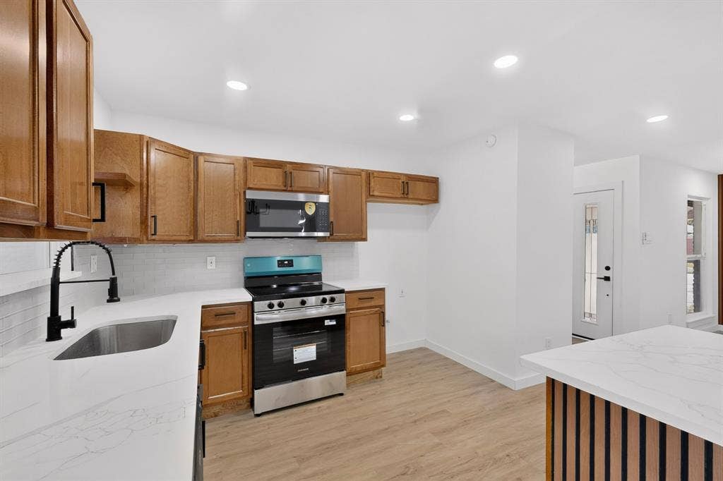 3241 Santiago Drive, Mesquite, TX 75150 3241 Santiago Drive, Mesquite, TX 75150