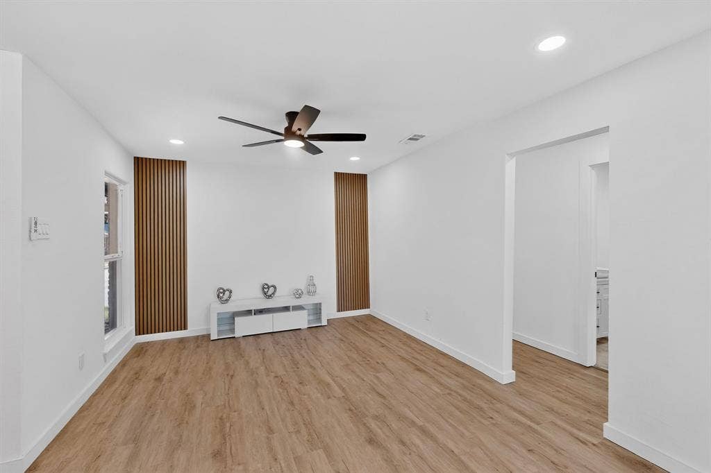 3241 Santiago Drive, Mesquite, TX 75150 3241 Santiago Drive, Mesquite, TX 75150