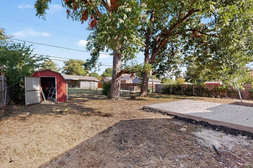 3241 Santiago Drive, Mesquite, TX 75150 3241 Santiago Drive, Mesquite, TX 75150