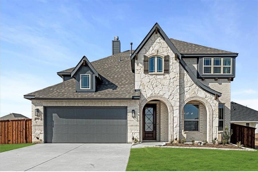 Property photo for 11709 Flathead Court, Godley, TX