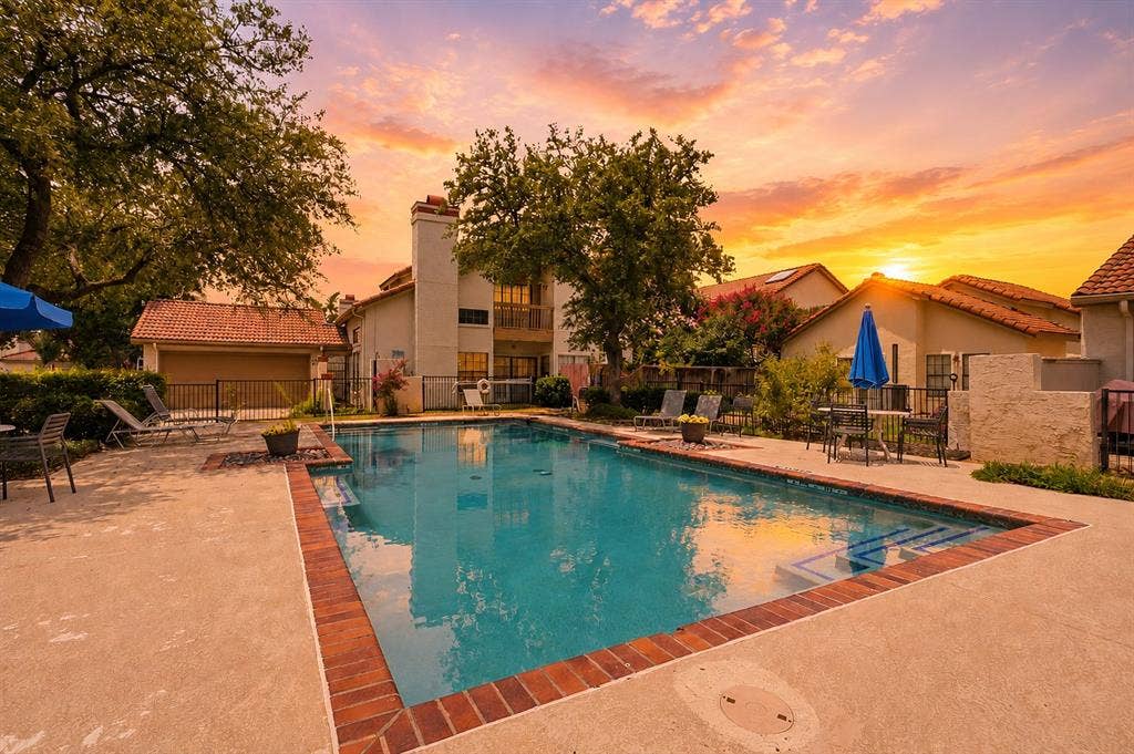 608 Fiesta Circle, Irving, TX 75063 608 Fiesta Circle, Irving, TX 75063