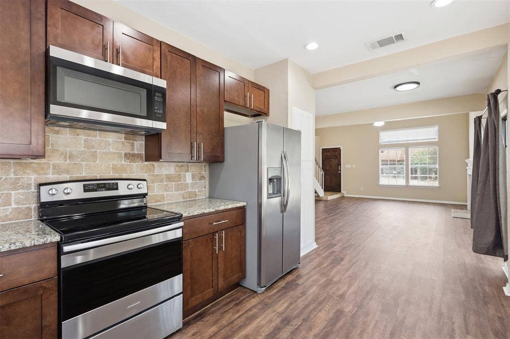 608 Fiesta Circle, Irving, TX 75063 608 Fiesta Circle, Irving, TX 75063