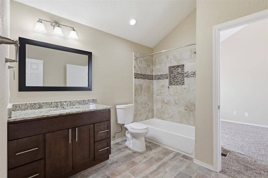 608 Fiesta Circle, Irving, TX 75063 608 Fiesta Circle, Irving, TX 75063
