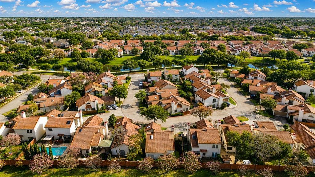 608 Fiesta Circle, Irving, TX 75063 608 Fiesta Circle, Irving, TX 75063