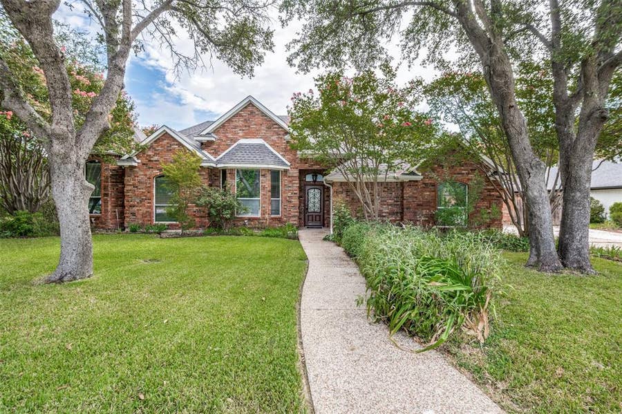Property photo for 252 Plantation Drive, Coppell, TX