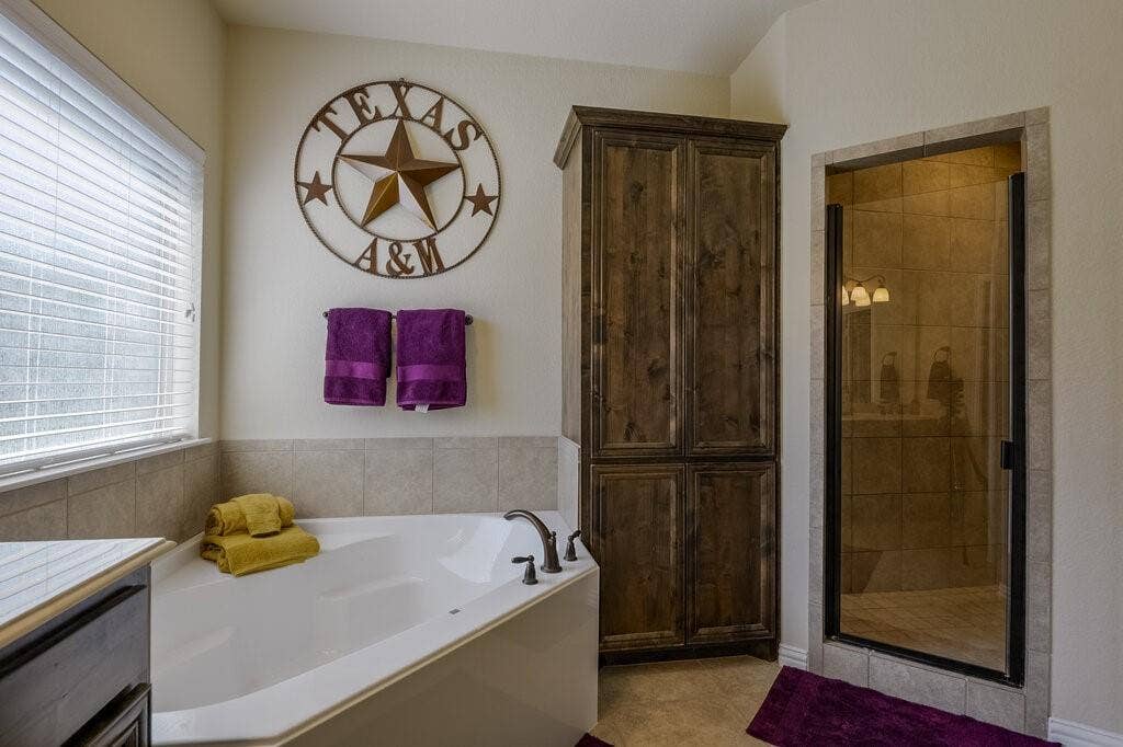 115 Traveller Street, Waxahachie, TX 75165 115 Traveller Street, Waxahachie, TX 75165