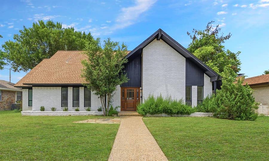 Property photo for 11022 Ferndale Road, Dallas, TX