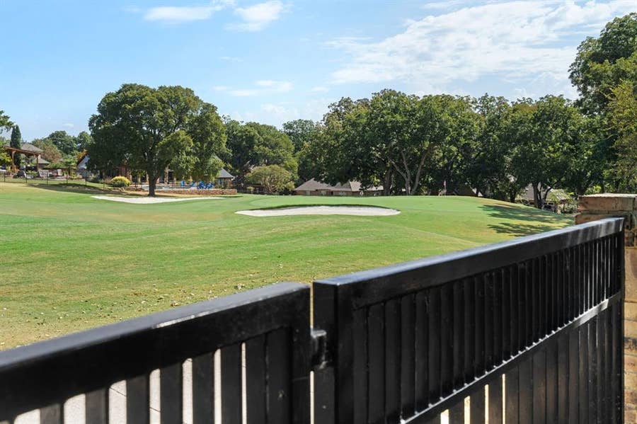 Property photo for 2412 Forest Court, McKinney, TX