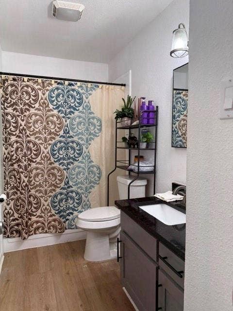 5322 Vermillion Trail, Arlington, TX 76017 5322 Vermillion Trail, Arlington, TX 76017