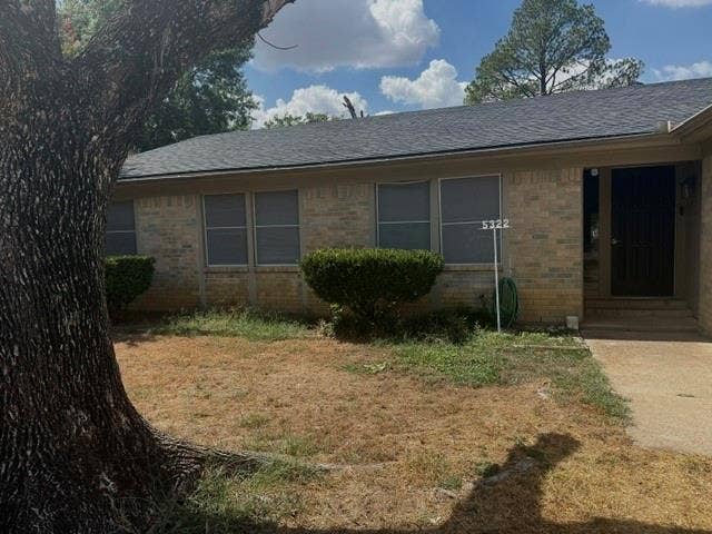 5322 Vermillion Trail, Arlington, TX 76017 5322 Vermillion Trail, Arlington, TX 76017