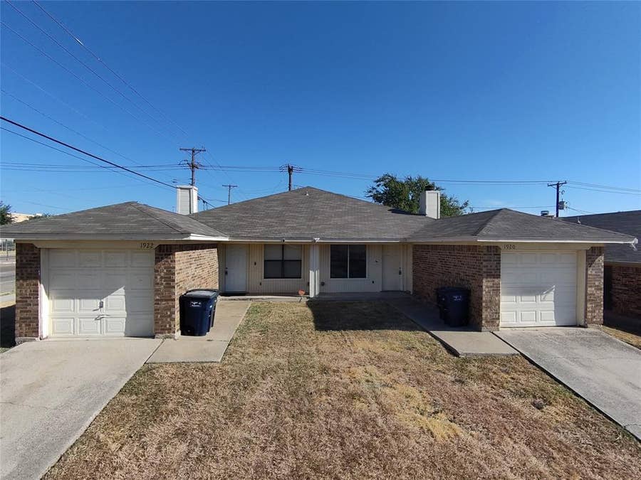 Property photo for 1920 San Rafael Street, Fort Worth, TX