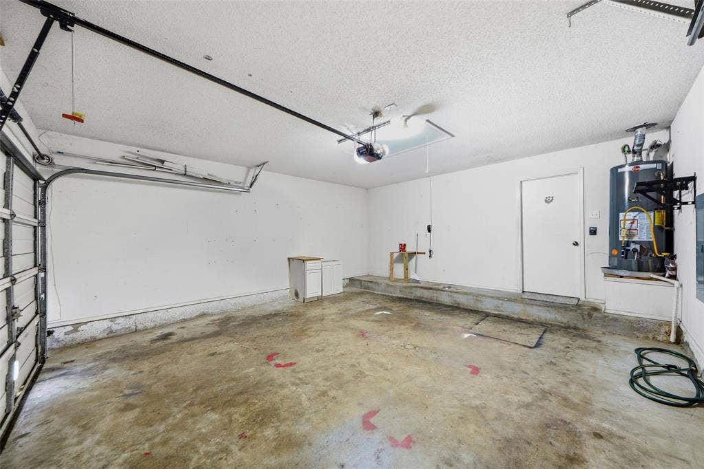 7117 Charleston Drive, Rowlett, TX 75089 7117 Charleston Drive, Rowlett, TX 75089