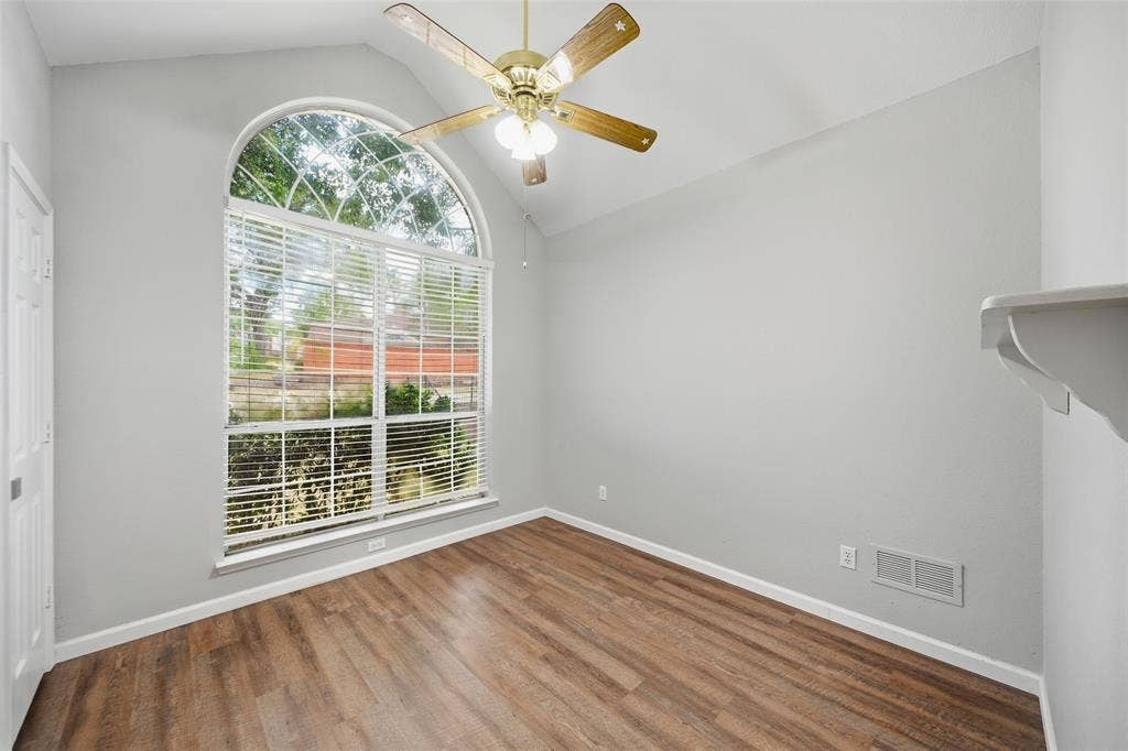 7117 Charleston Drive, Rowlett, TX 75089 7117 Charleston Drive, Rowlett, TX 75089