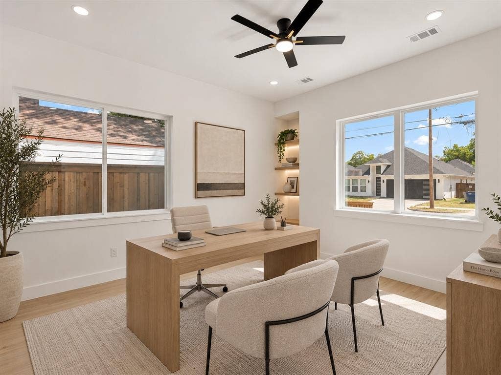 1711 Kraft Street, Dallas, TX 75212 Virtual Staged