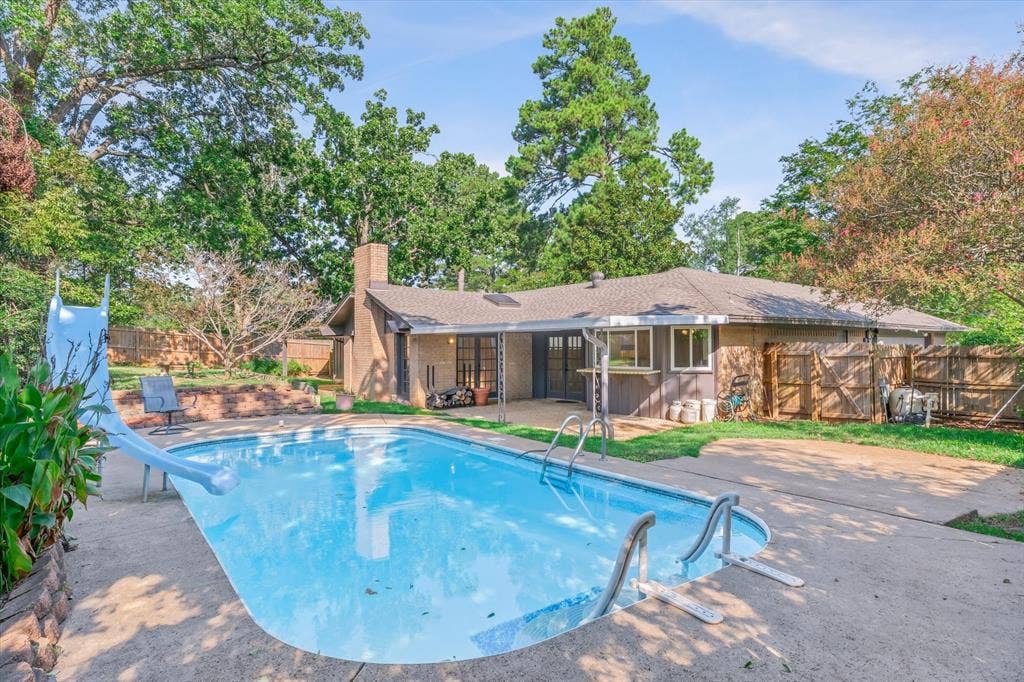 2813 Rockbridge Road, Tyler, TX 75701 2813 Rockbridge Road, Tyler, TX 75701