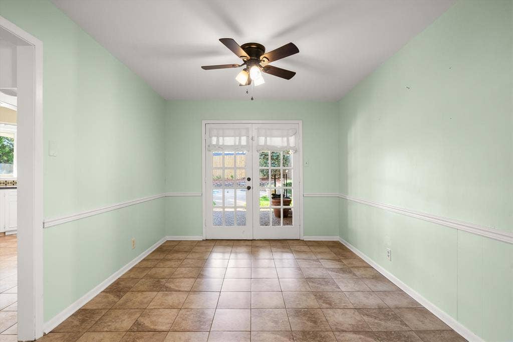 2813 Rockbridge Road, Tyler, TX 75701 2813 Rockbridge Road, Tyler, TX 75701