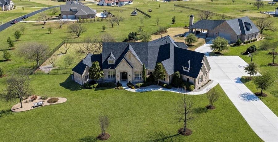 Property photo for 301 Rustic View Lane, Aledo, TX