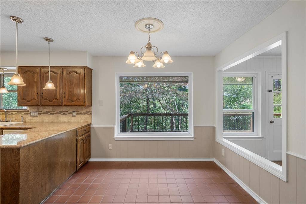 520 Dogwood Lane, Hideaway, TX 75771 Kitchenette
