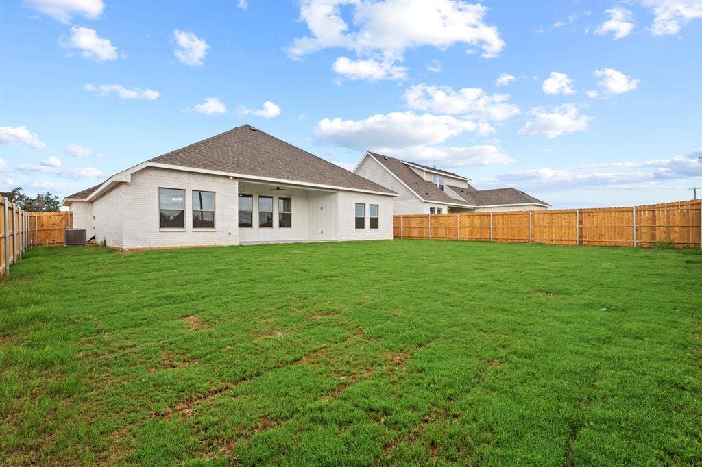 144 Joel Street, Springtown, TX 76082 144 Joel Street, Springtown, TX 76082