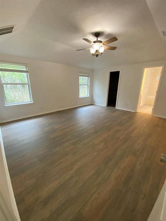 2212 Snake River Drive, Granbury, TX 76048 2212 Snake River Drive, Granbury, TX 76048