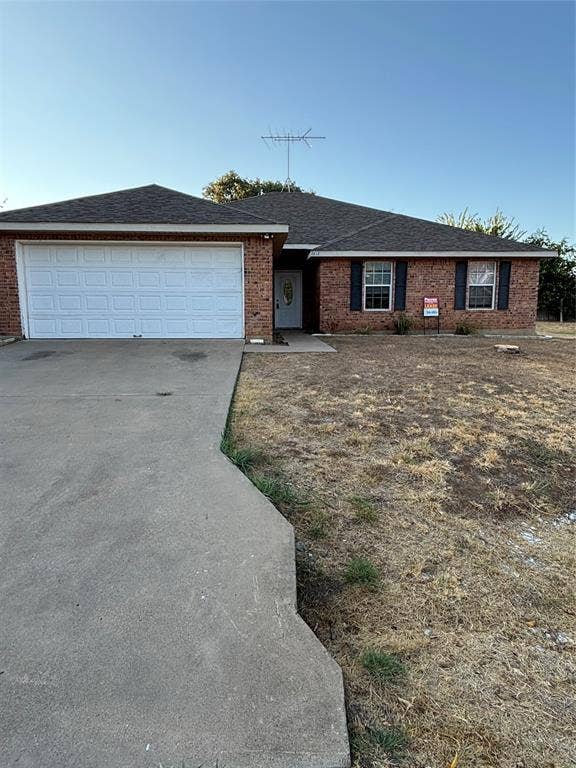 Property photo for 2212 Snake River Drive, Granbury, TX